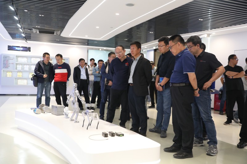 数智齐鲁行走进山钢集团：解码“AI+钢铁”的融合之道，共探国企数智转型新路径