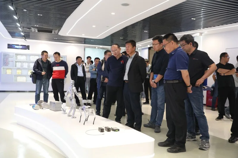 数智齐鲁行走进山钢集团:解码“AI+钢铁”的融合之道,共探国企数智转型新路径