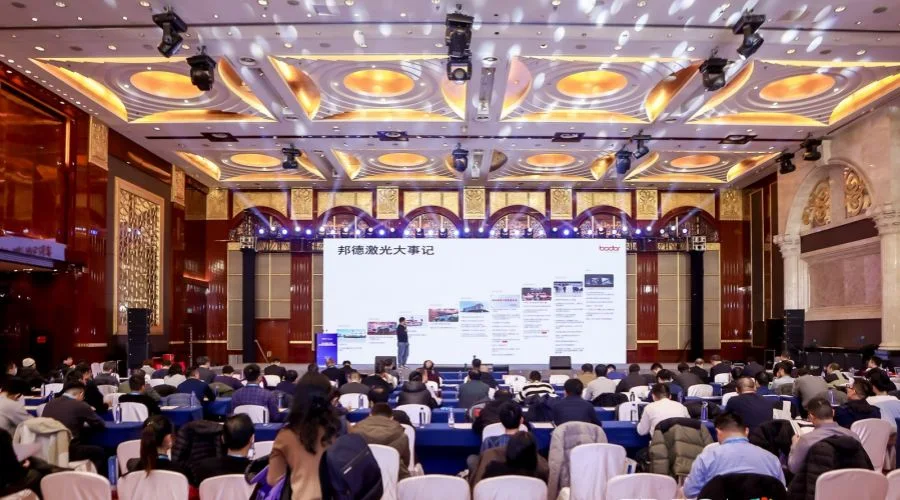 2025山东CIO年会暨AI时代企业数智化转型高峰论坛成功举办